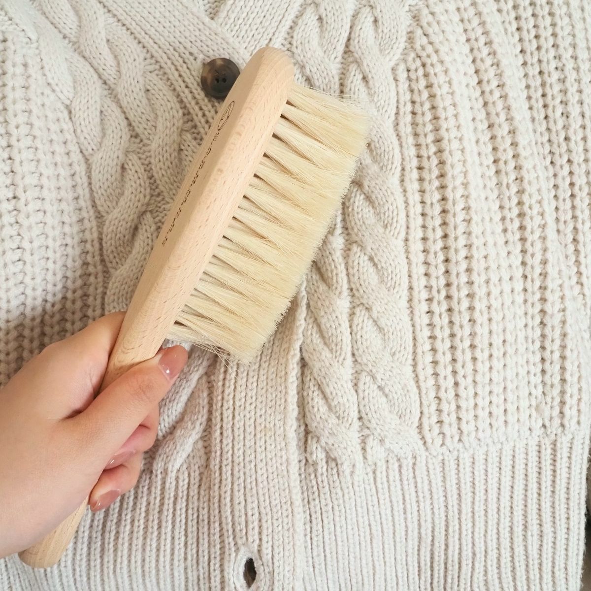 アートブラシ　洋服ブラシ　スクエア 桐箱入り